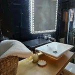 Faronita - Luxury In The Heart Of Апартаменты