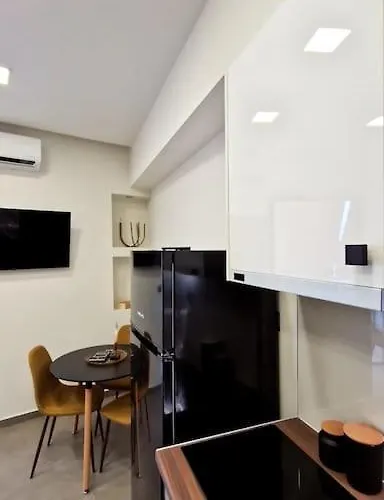 Faronita - Luxury In The Heart Of Kalamata