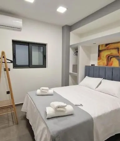 Faronita - Luxury In The Heart Of * קלמאטה