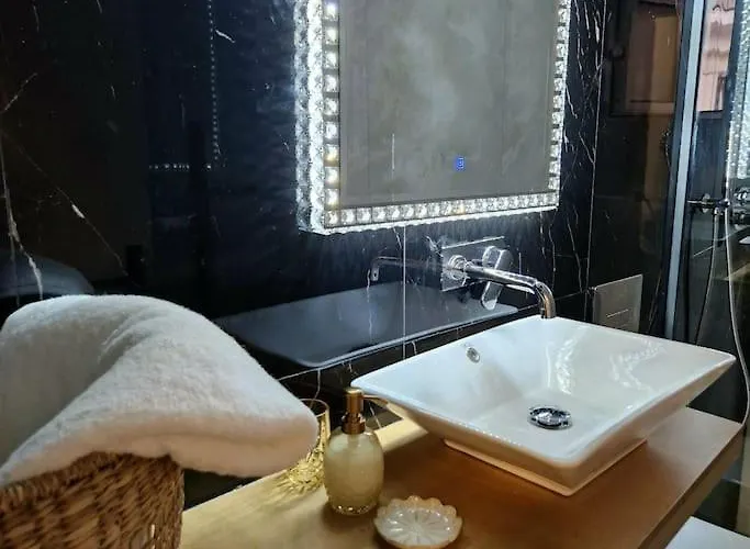 Faronita - Luxury In The Heart Of Apartamento