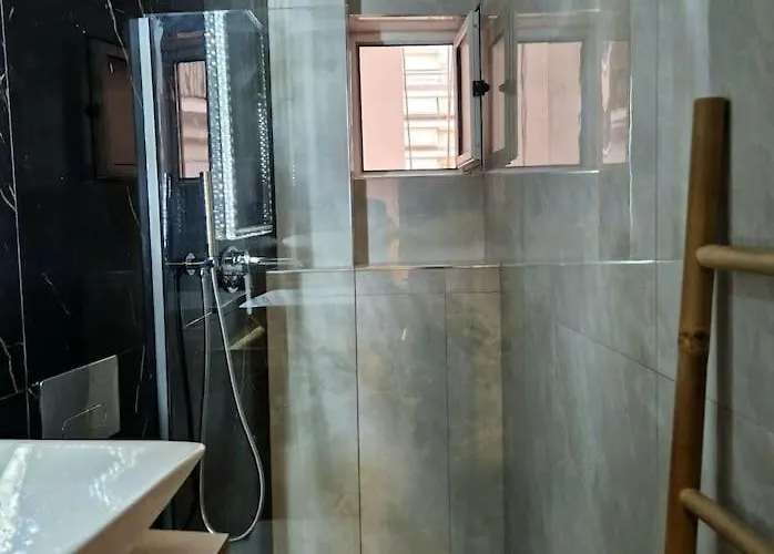 Faronita - Luxury In The Heart Of Calamata